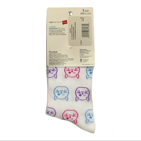 Hanes Women’s Cat Print Novelty Socks Shoe Size 5-9 White Multi Color 2 Pairs - Picture 5 of 13